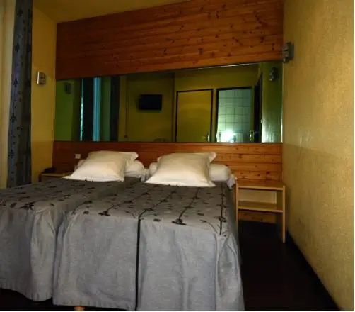 Dyke Hotel