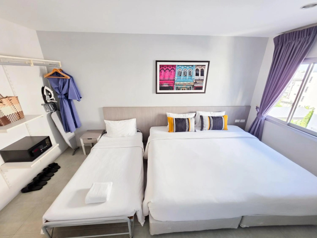 Recenta Phuket Suanluang by Deevana