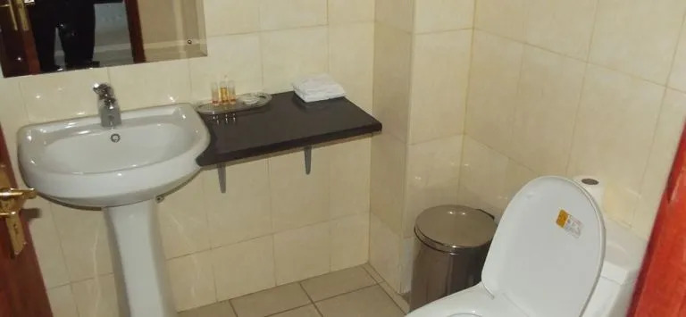M P Hotel