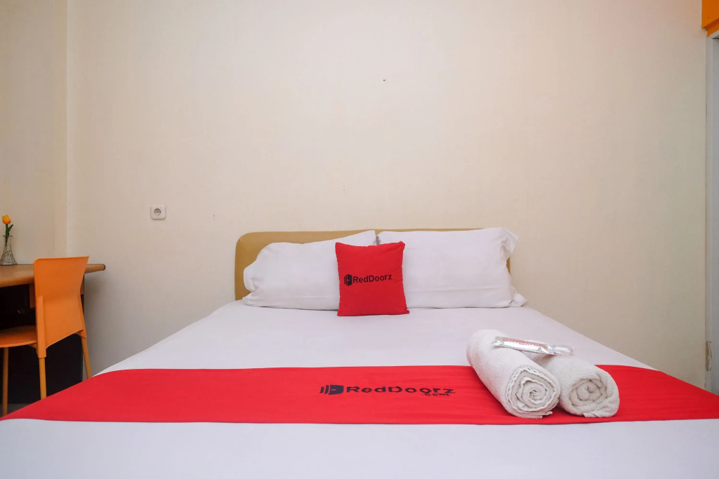 RedDoorz @ Jalan Pramuka Manado