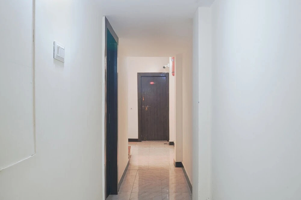 Fabexpress Neelam Palace