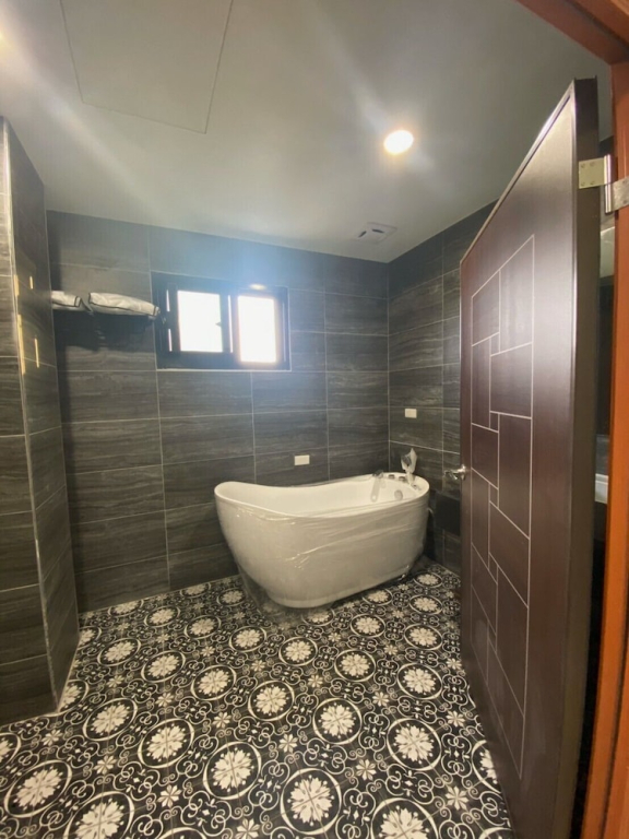 L.L Hotel