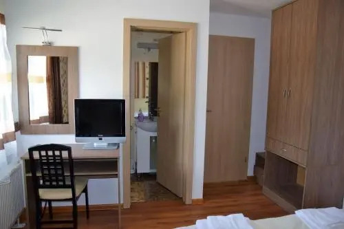 Hotel Tri Buki