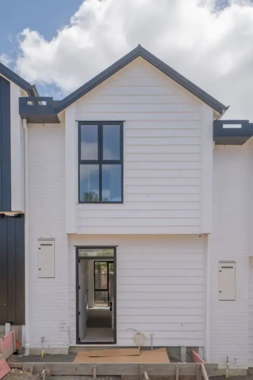 Spacious and Quiet 2 Bedroom Apartment in Ellerslie