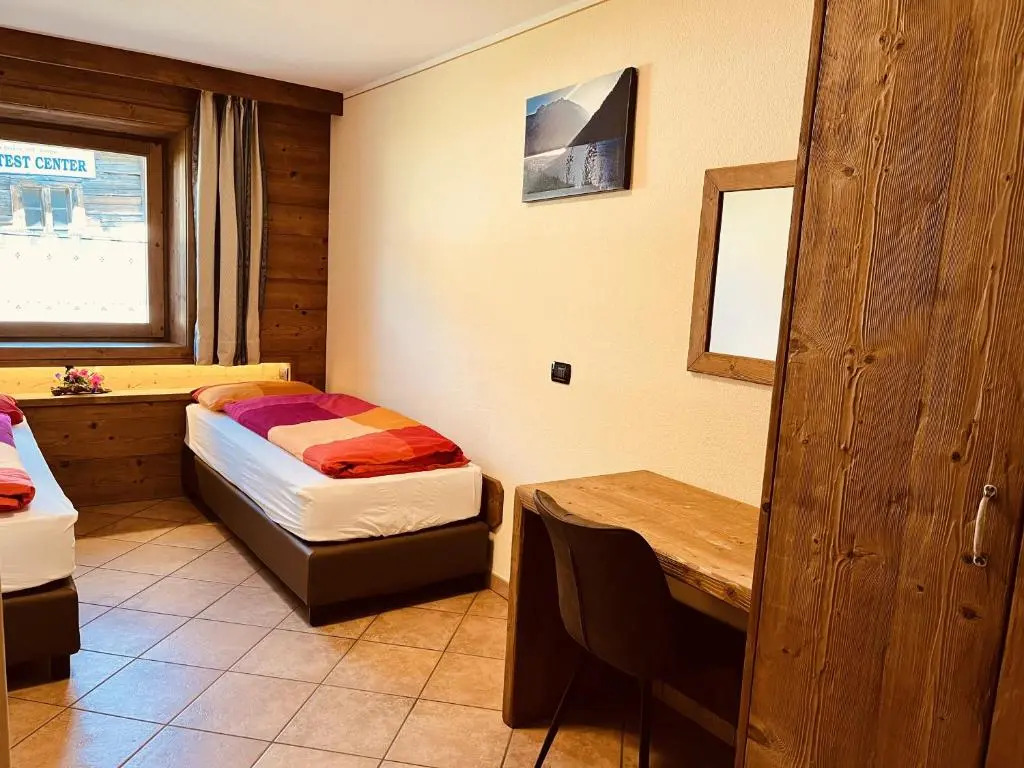Chalet Nano