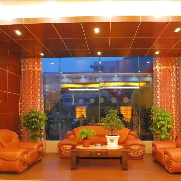 Hua Feng Hotel