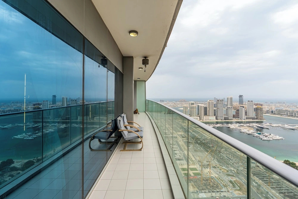 Highend Azure Stay In Palm Jumeirah