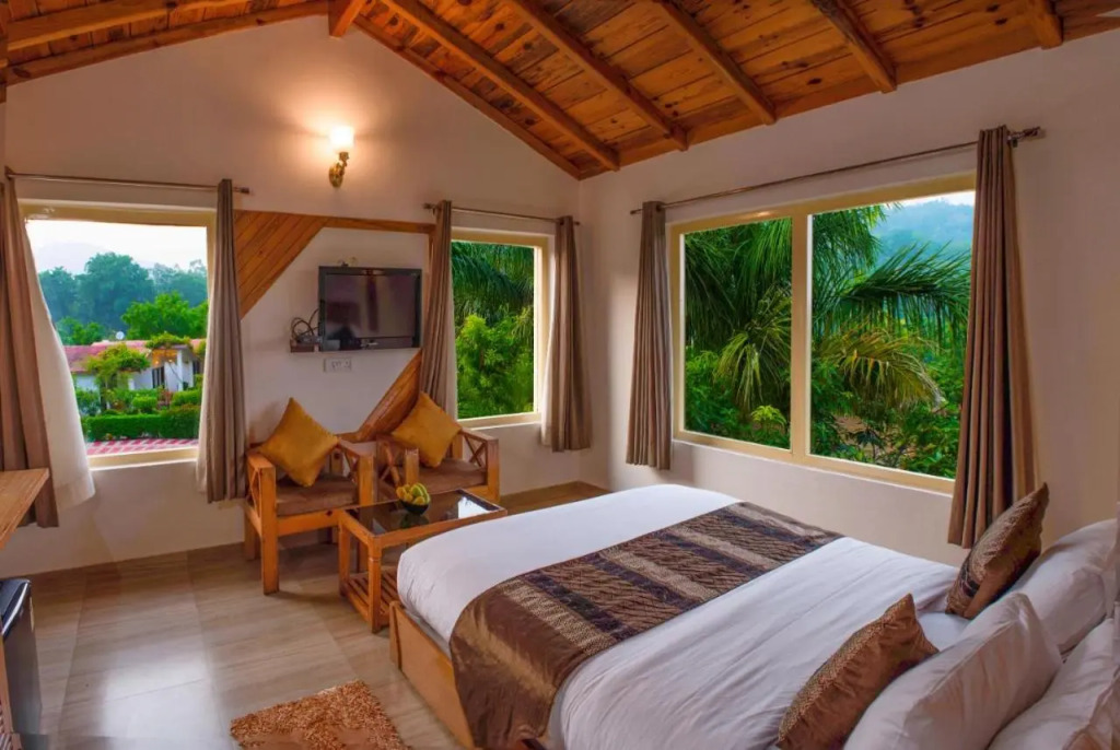 Bento Corbett Woods Resort