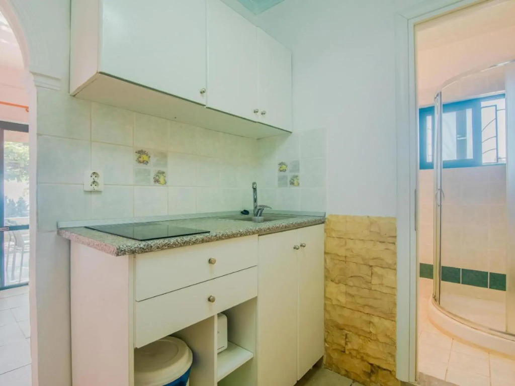 Cosy apartment in Mpenitses with terrace