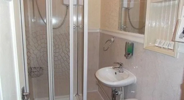 Heywood House Hotel