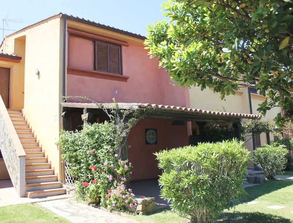 Porto Coda Cavallo Apartaments