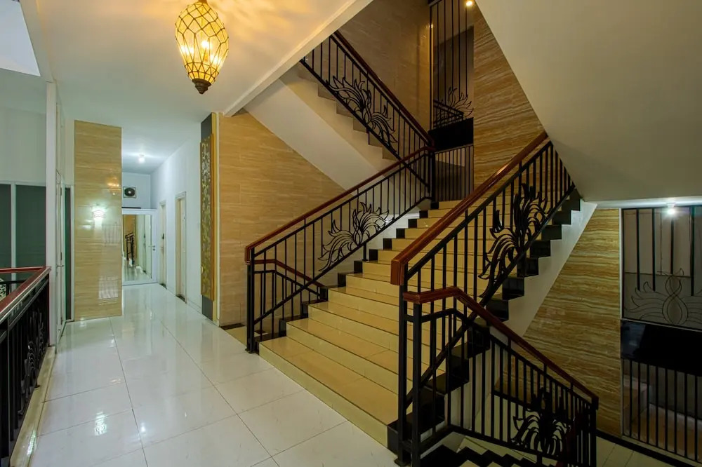 Aira Rooms Anggrek Serat BSD