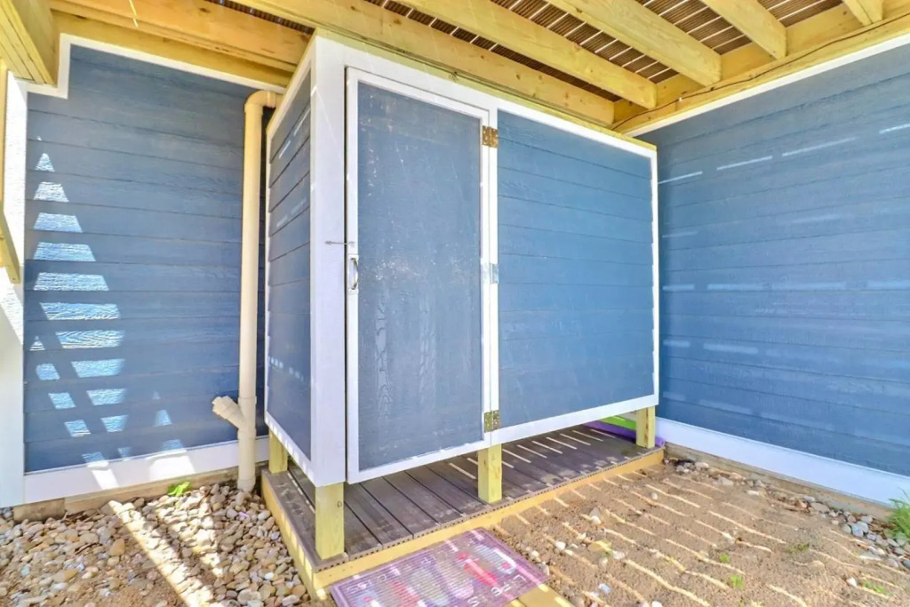 5018 - Mike`s Beach House