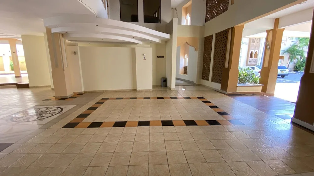 Lux Suites Eden Seafront Apartments