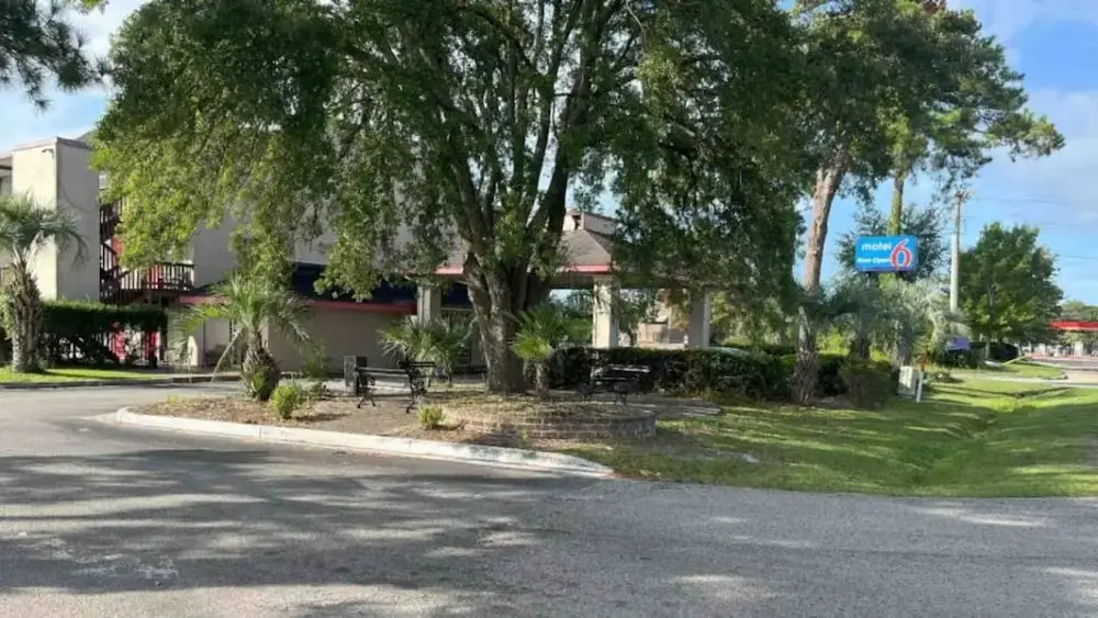 Studio 6 Extended Stay - Summerville, SC - Charleston