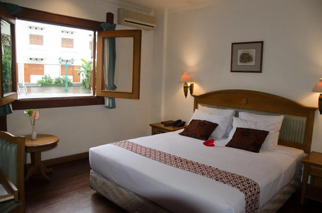 Kresna Hotel