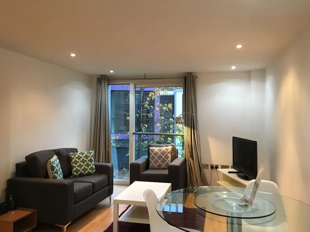 Still Life Clerkenwell Executive