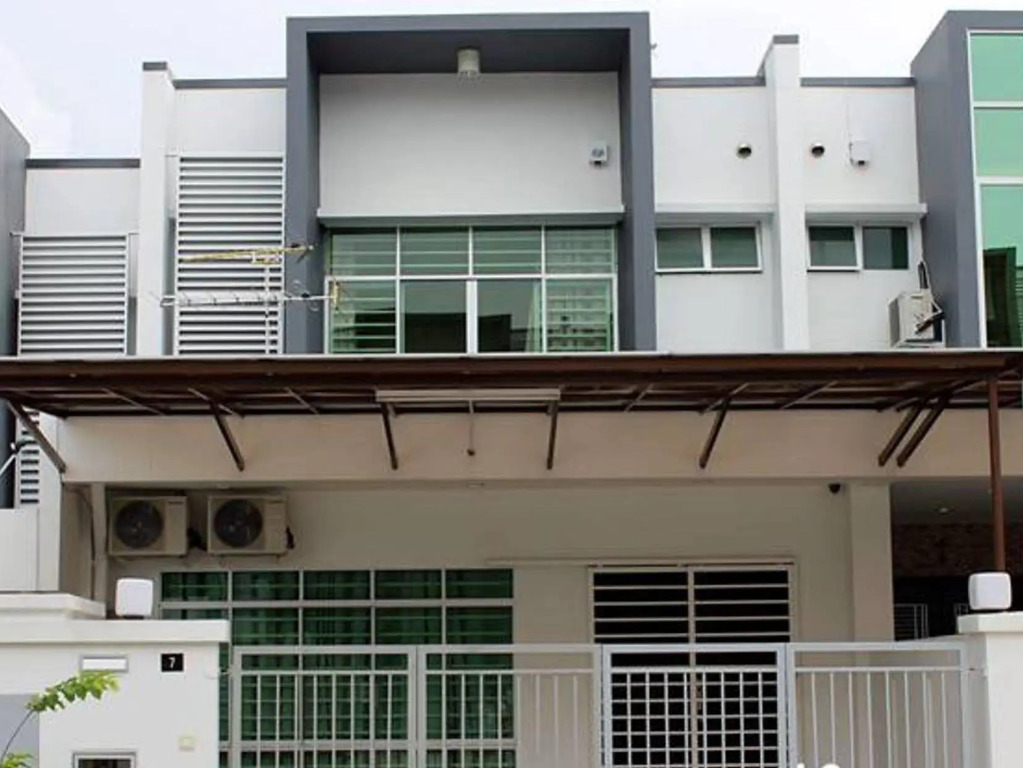 Shia Guesthouse