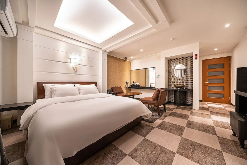 Hotel The Fine