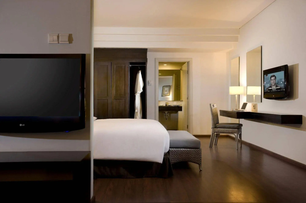 Hakaya Plaza Hotel