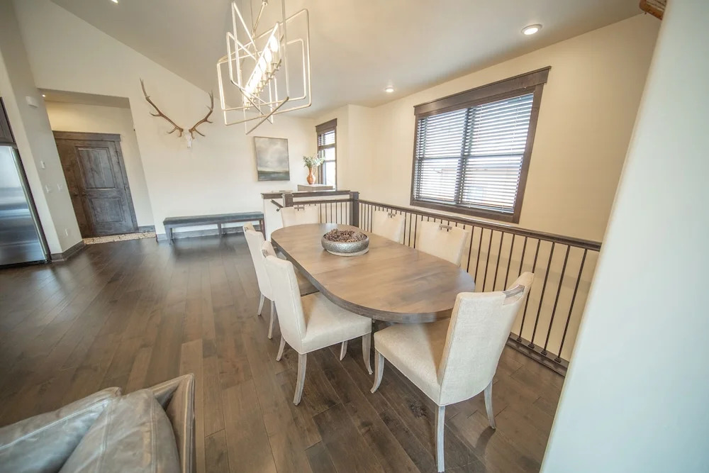 Alders 42 Outpost Dr