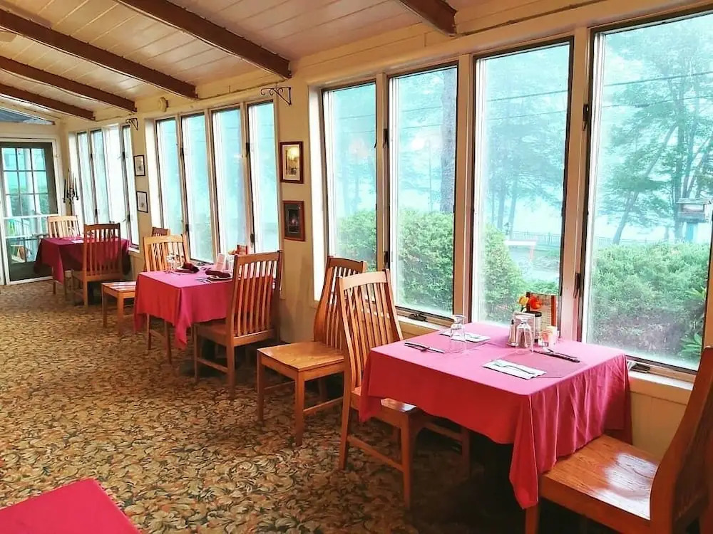 The Inn at Starlight Lake