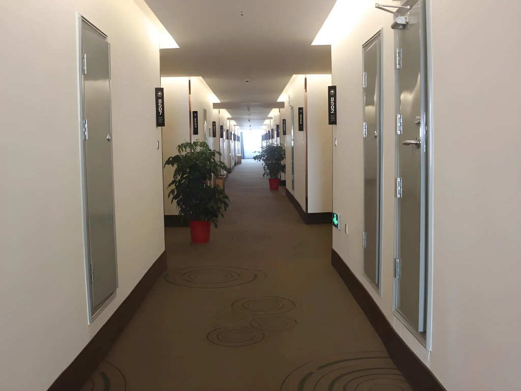 GreenTree Inn Heze Cao County Zhuangzhai Town Eastern Times City Business Hotel