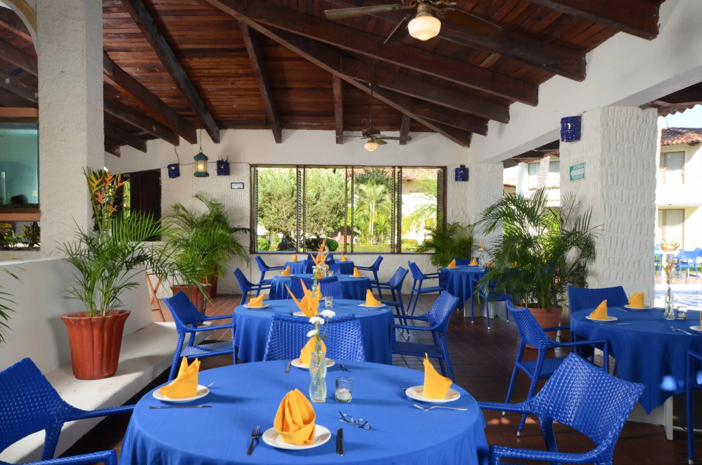 Cabo Blanco Hotel and Marina