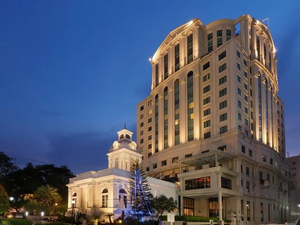 Grand City Hall Hotel & Serviced Residences