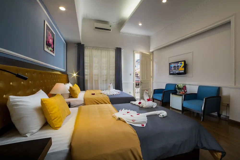 Beryl Signature Hotel & Travel
