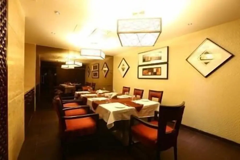 Hotel Vaishnaoi