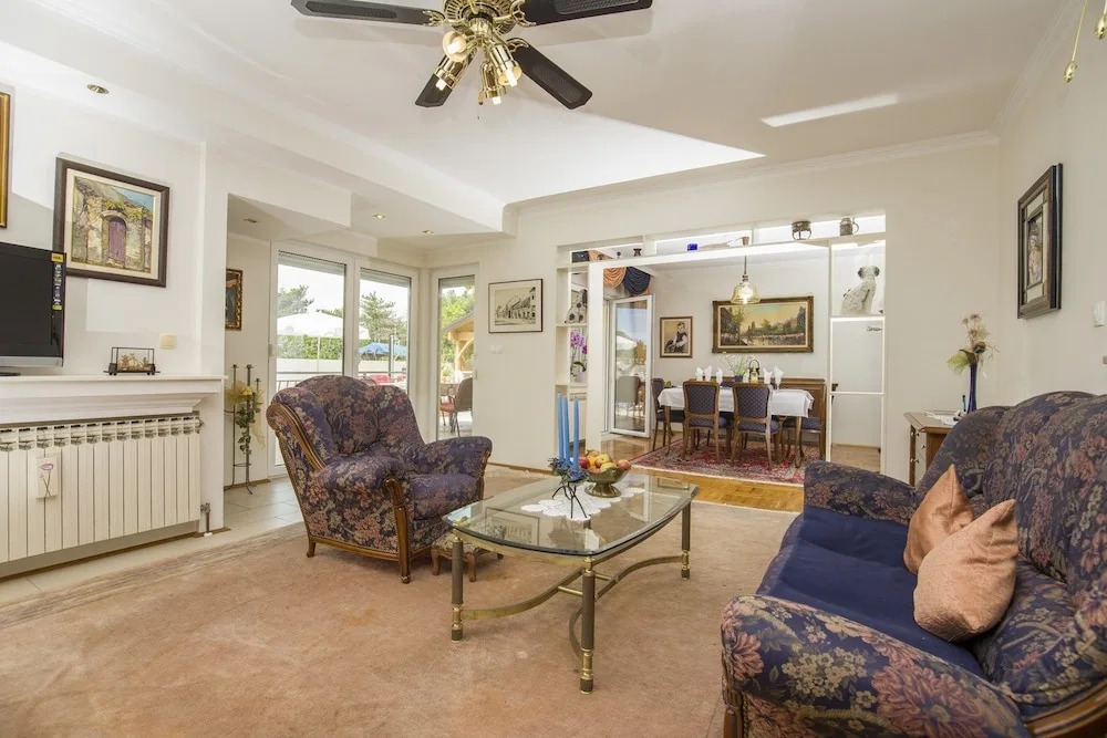 Villa Mary by Villas Guide