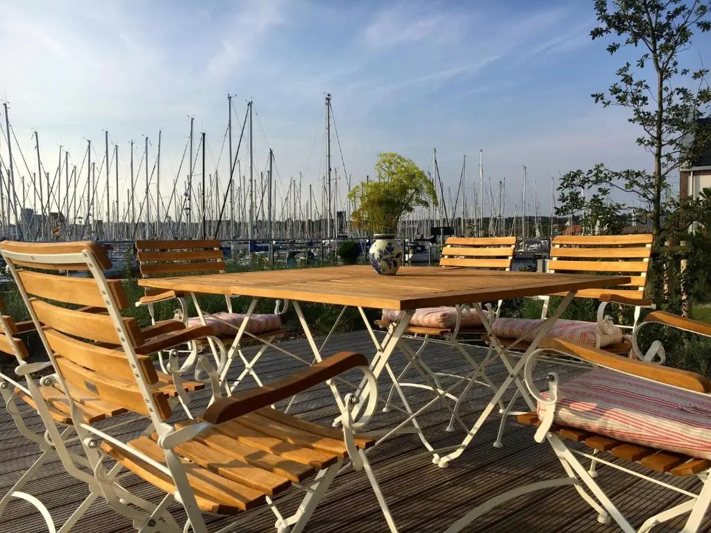 Ostsee Reetdachhaus Nr 46 Strandrausch im Strand Resort