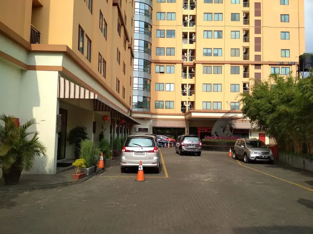 Comfy And Stylish 2Br At Grand Setiabudi Apartment