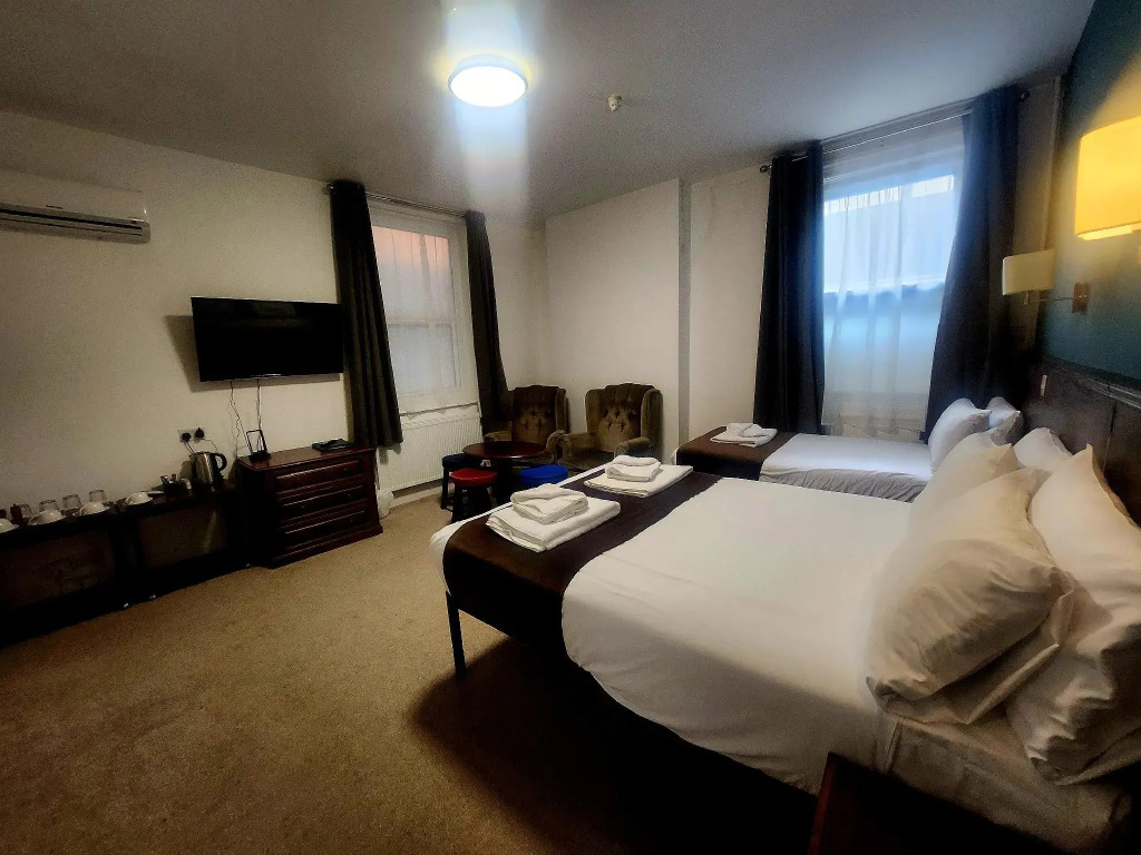 Keppels Head Hotel