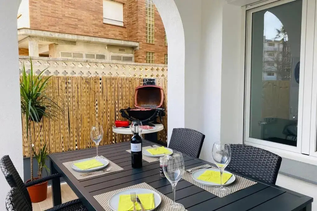 70 M2, APARTAMENTO CERCA DE LA PLAYA, APTO MINUSVALIDOS