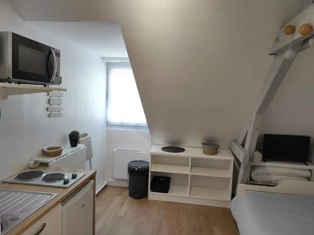ANGERS Studio idéalement situé : 2m Gare, 4m Centre ville