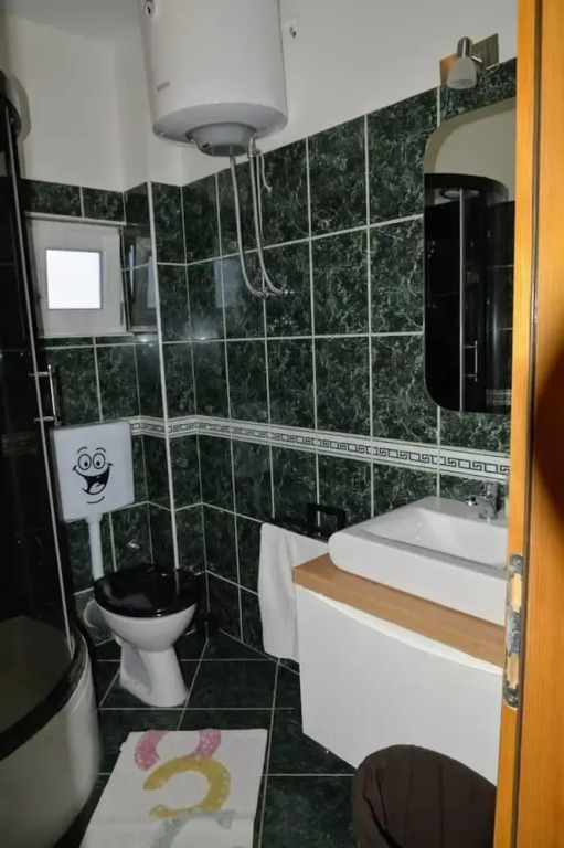 Lovely 2-bed Apartment in Vinisce, Close to Beach
