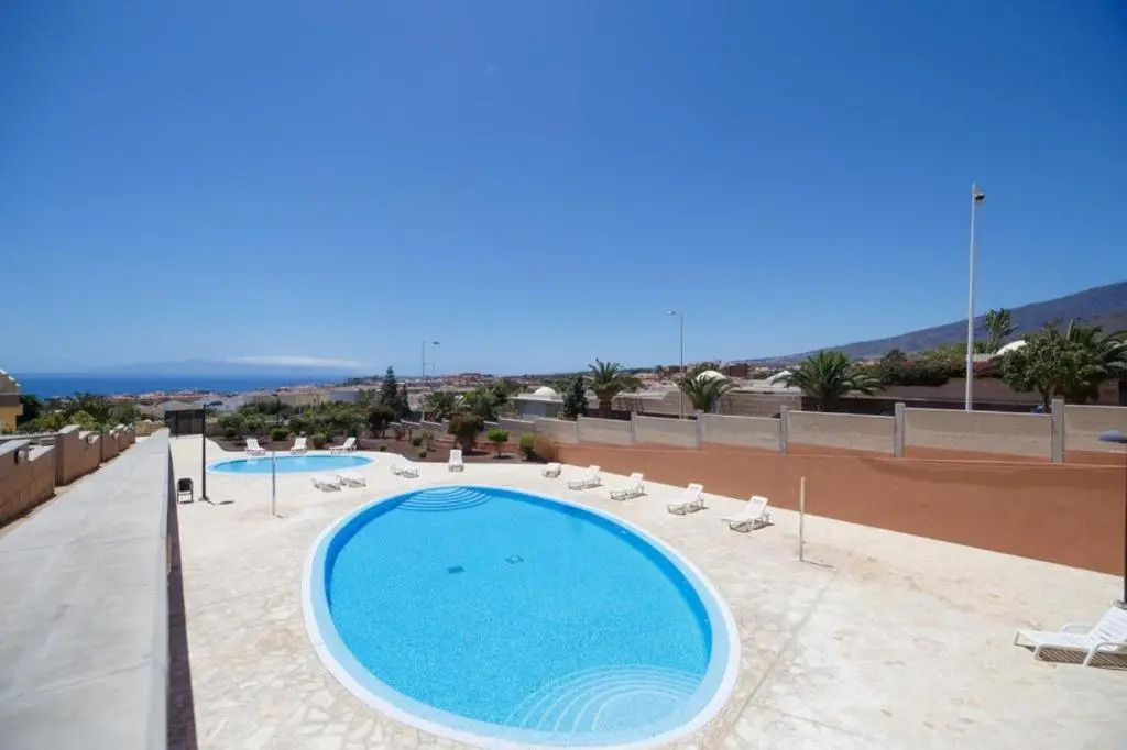Modern 4 bedroom villa in Costa Adeje