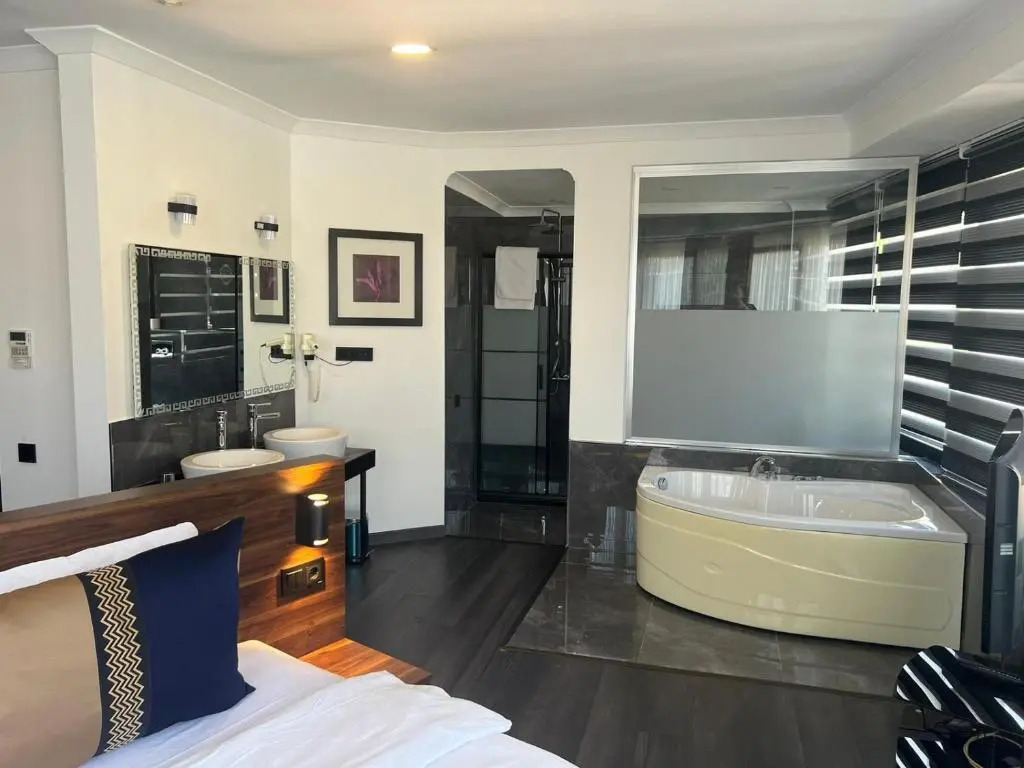 Seven Dreams Hotel
