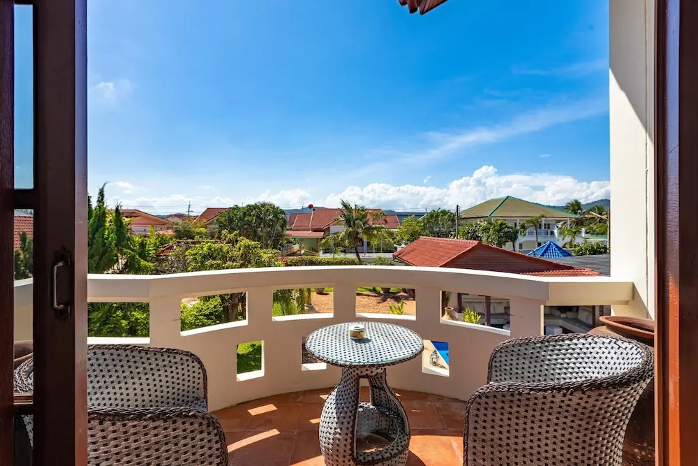 Tropical 6 Bedroom Villa Sanctuary