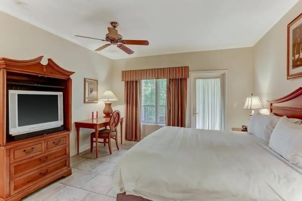 2515/16 Tennis Villas