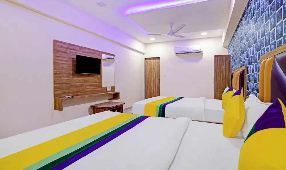 Hotel RK Palace