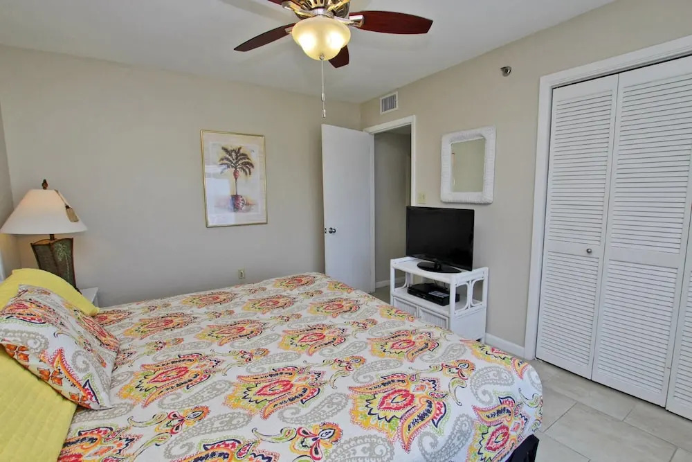 Summerchase 1108 by Youngs Suncoast