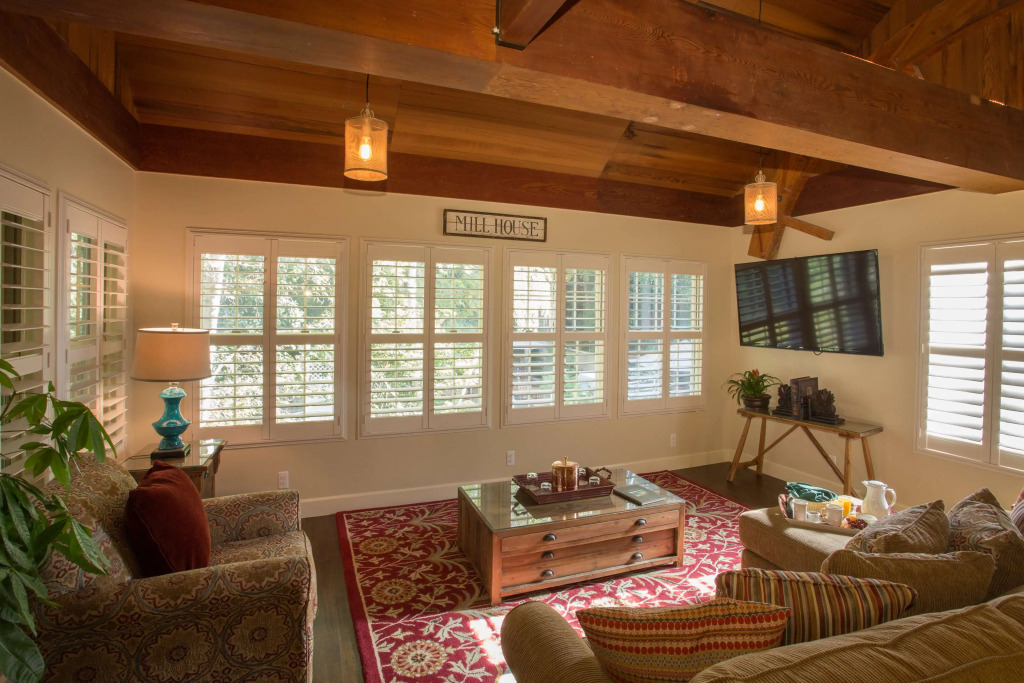 Apple Farm Inn