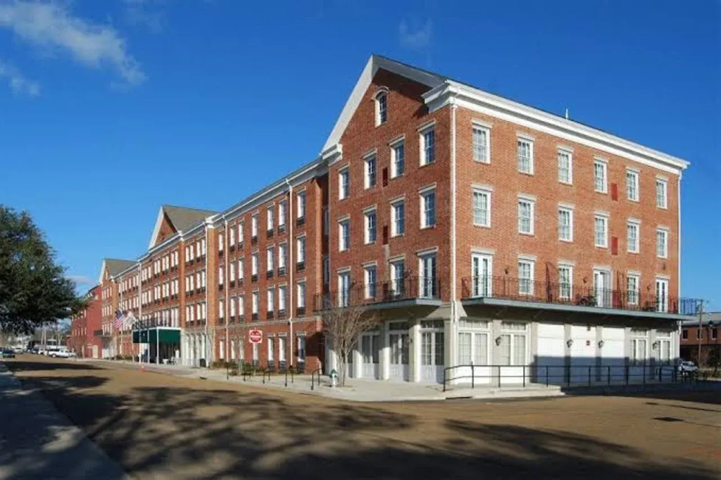 Natchez Grand Hotel On The River