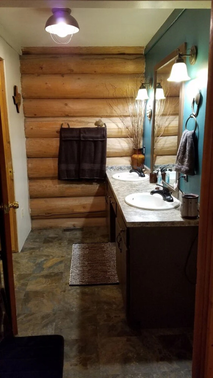 Drunk Duck Lodge