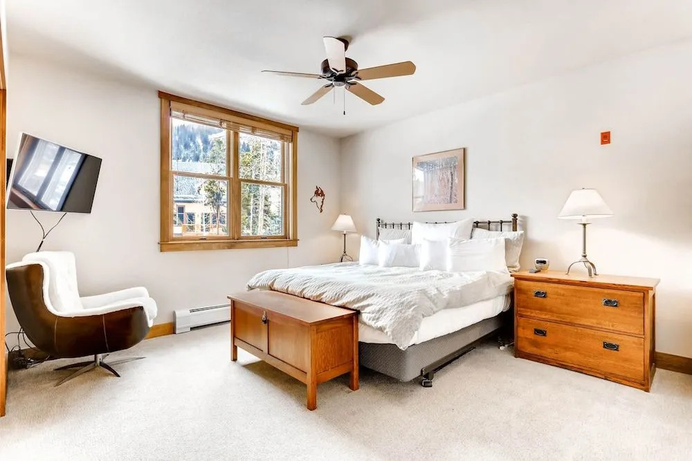 Red Hawk Townhome 2350