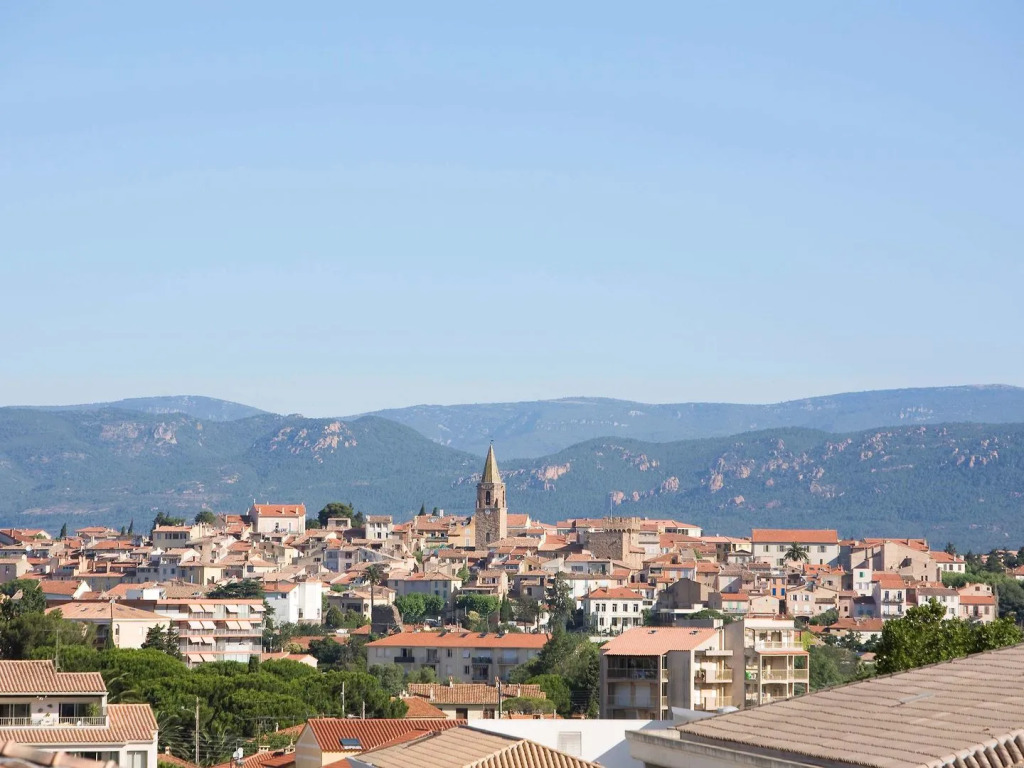 Ibis Budget Fréjus St Raphaël centre plages gare TGV