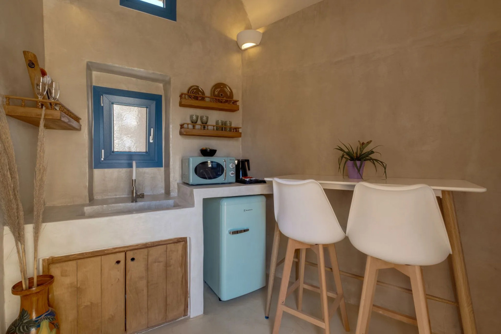 Pasithea Suites